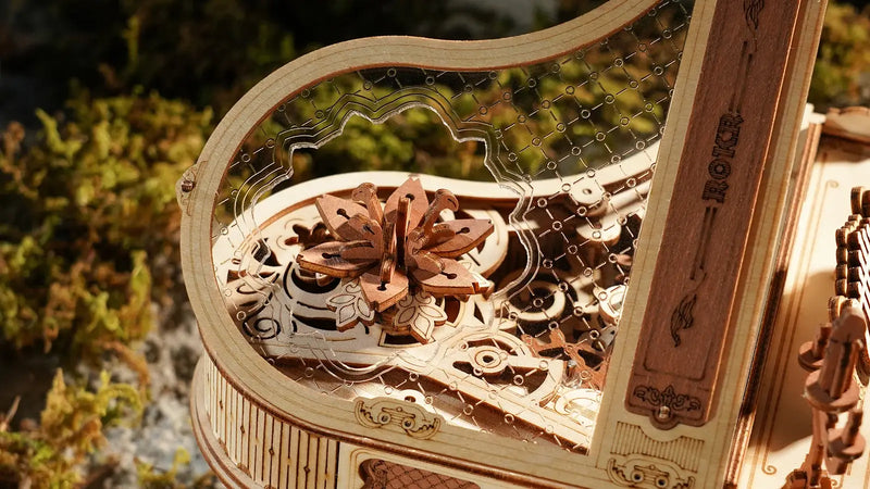 DIY Mechanical Music Box: Magic Piano