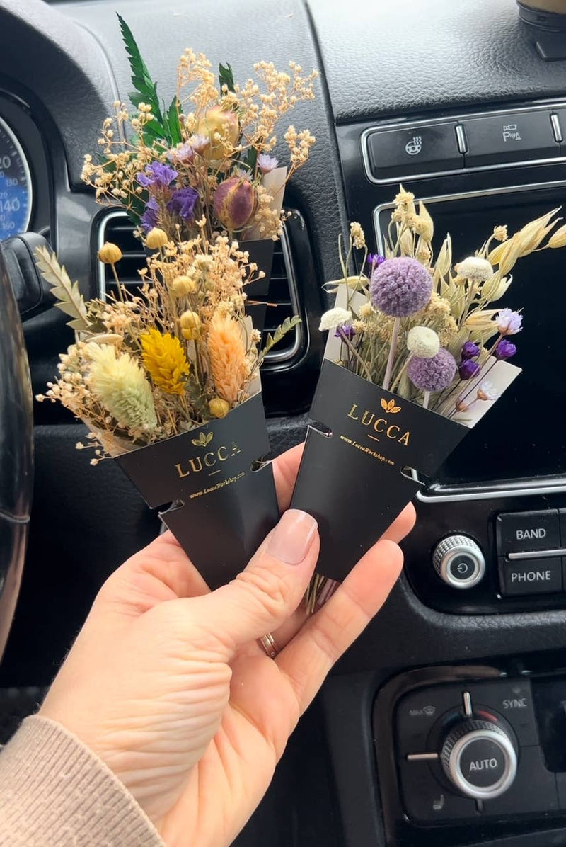 Nontoxic Floral Car Air Freshener: Vanilla & Rose