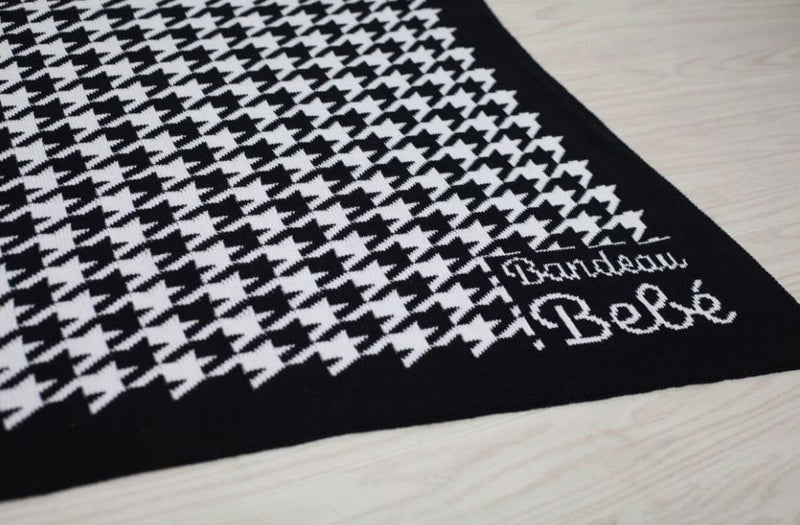 Houndstooth Chunky Knit Blanket- Black