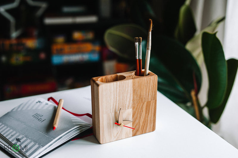 Wooden desk organizer - Wooden desk organizer with clock