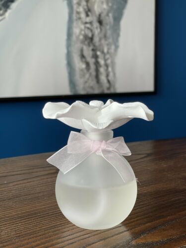 Lily Ceramic Flower Diffuser Gift Set - Silk Blossom